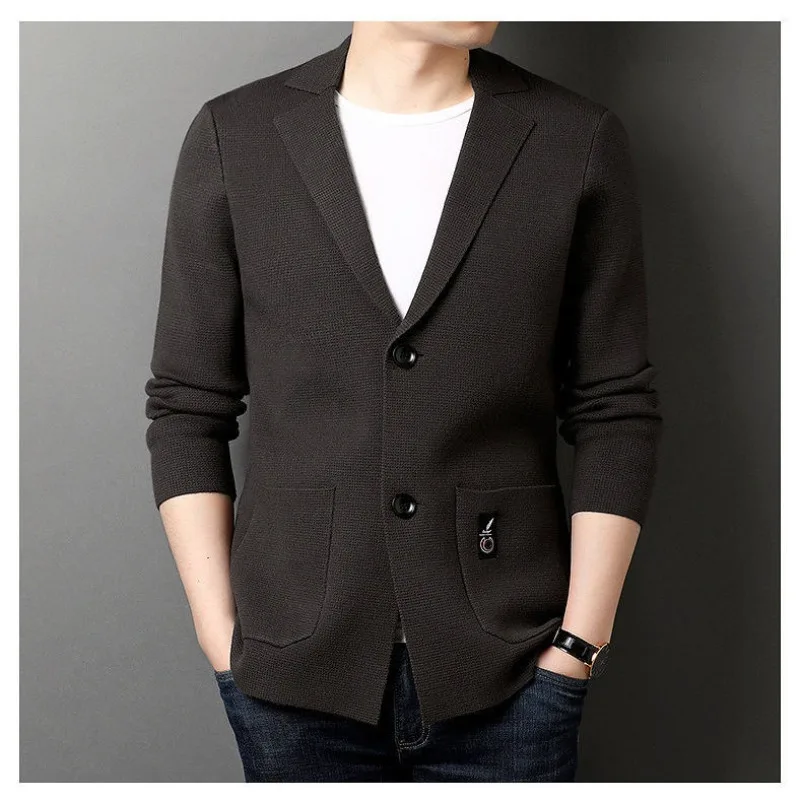 ชุดคาร์ดิแกนถักสำหรับผู้ชาย สไตล์เกาหลี ฤดูใบไม้ผลิ ฤดูใบไม้ร่วง แฟชั่นทันสมัย สีพื้น เสื้อแจ็คเก็ตลำลอง สไตล์ใหม่