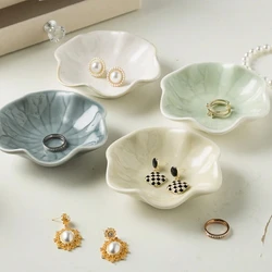 Exquisite Ceramic Jewelry Tray Elegant Lotus Leaf Shaped Necklace Ring Storage Dish Nordic Style Earring Organizer for Woman