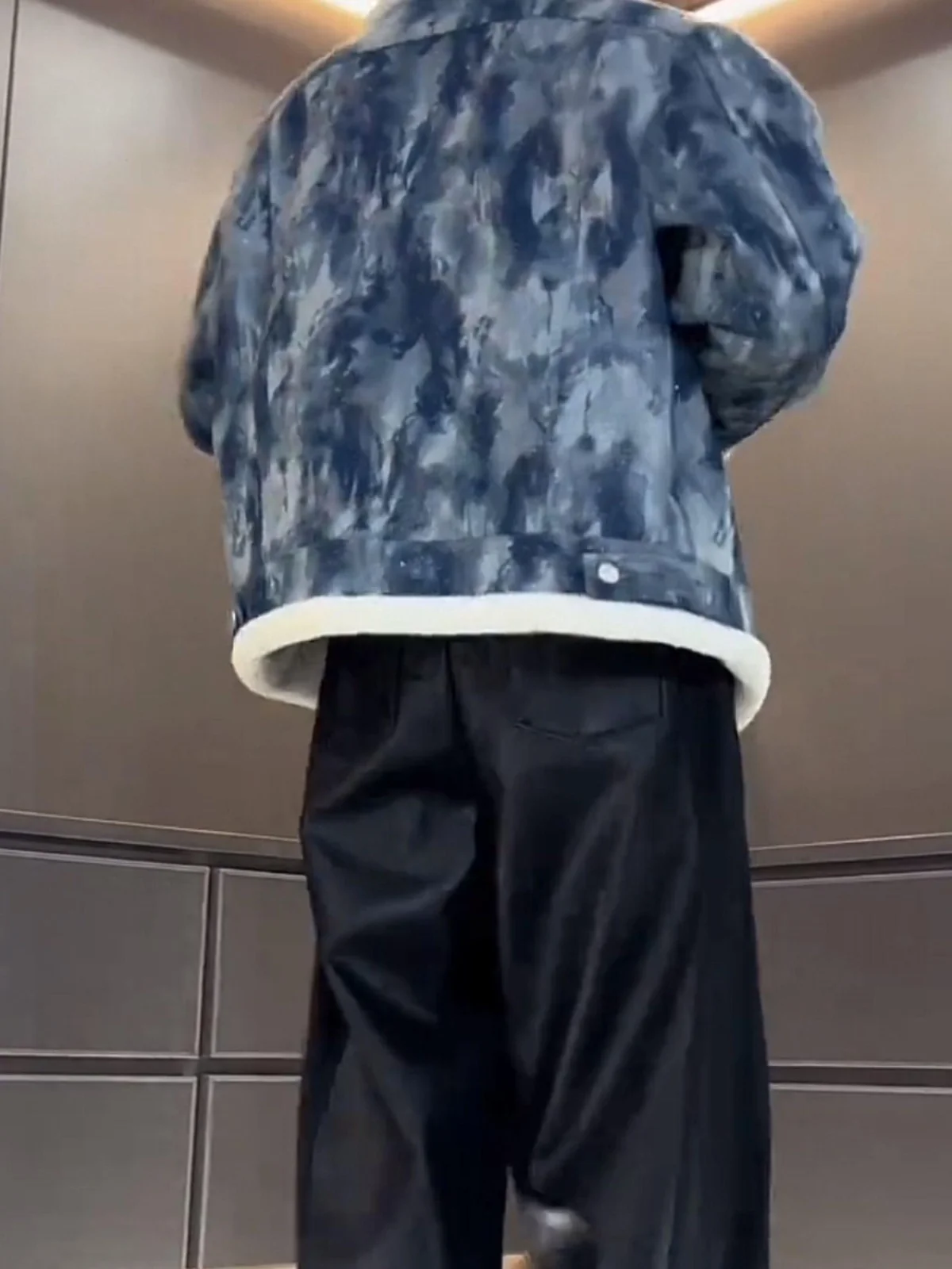 شتاء جديد Plu تصميم الياقة الكبيرة وهمية الفراء صغيرة Fraance Sle الرجال Jaet الترتر العصرية فضفاض ستار جاي