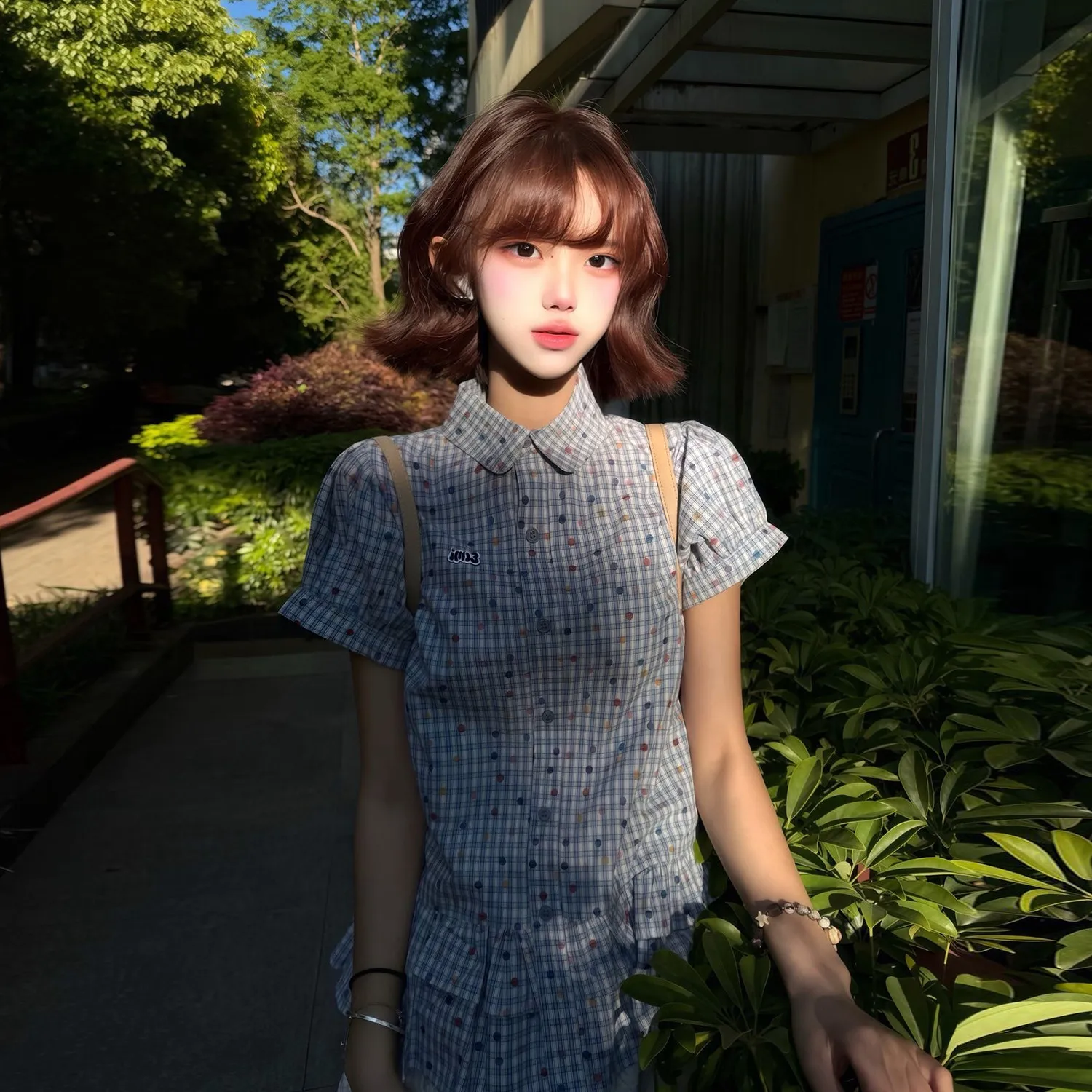 

Summer Korean Style Pleated Short Sleeve Women's Shirt Loose Slimming Beautiful Top Cotton Polyester Blend Fashionable