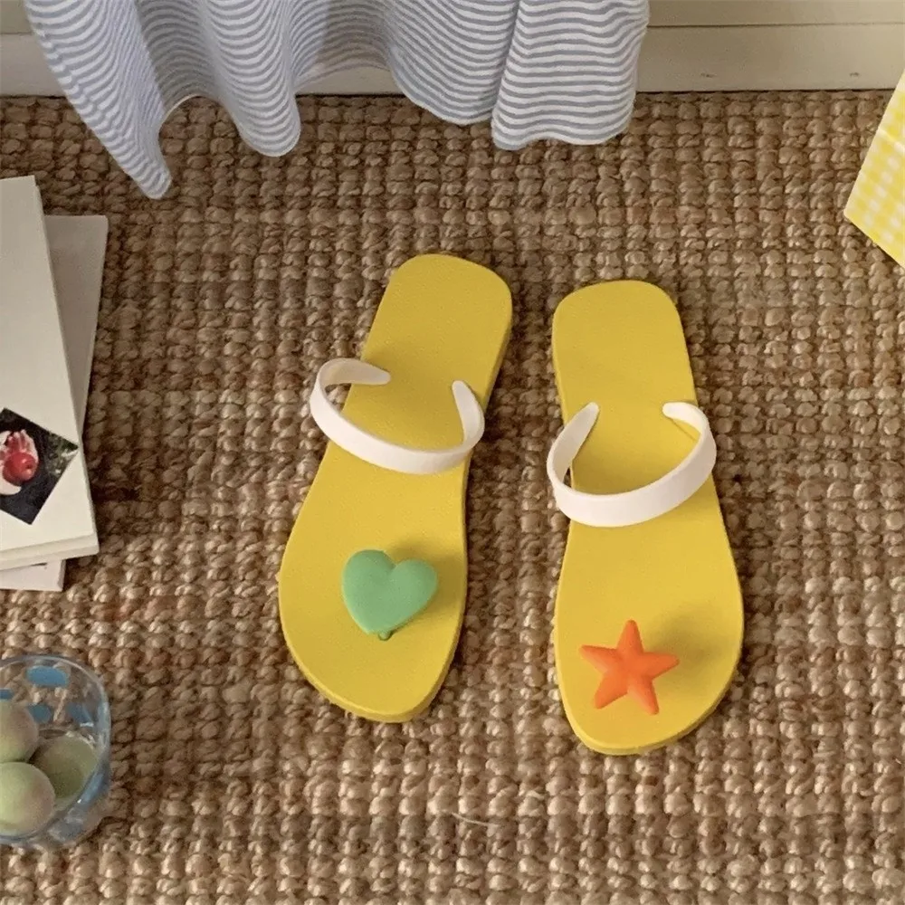 عطلة عادية ستار القلب الوجه يتخبط عدم الانزلاق شقة شاطئ البحر الصنادل أحذية مقاومة للماء عطلة نعال شاطئ في الهواء الطلق