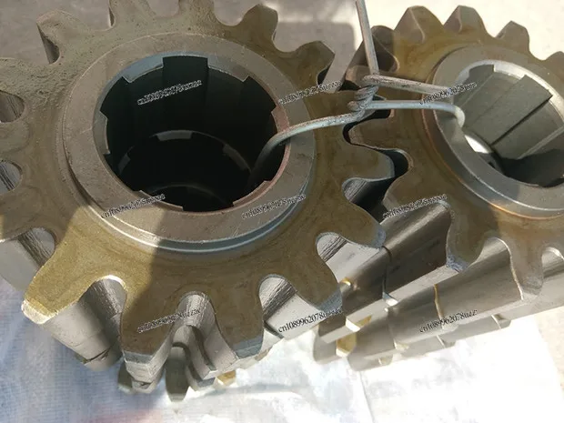 People and Freight Elevator Drive Gear, Construction Elevator Gear Carburizing Grinding High Frequency 20crmnti