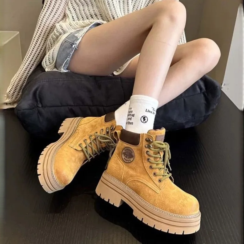 

Women's 2025 Fall/Winter New Versatile Platform Outdoor Mountaineering Rhubarb Booties