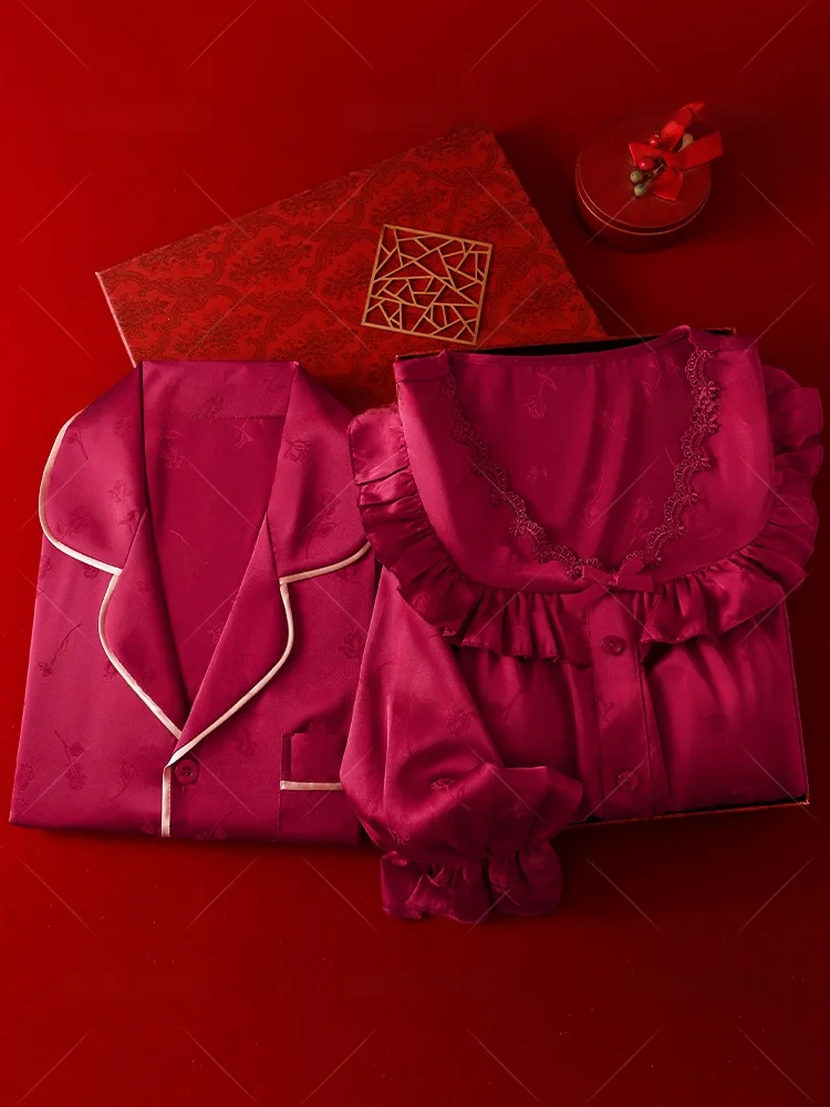 

Red Couples Sleepwear Ice Silk Long Sleeve V-Neck Home Clothes Men's Version Comfortable Breathable Print Design for Wedding