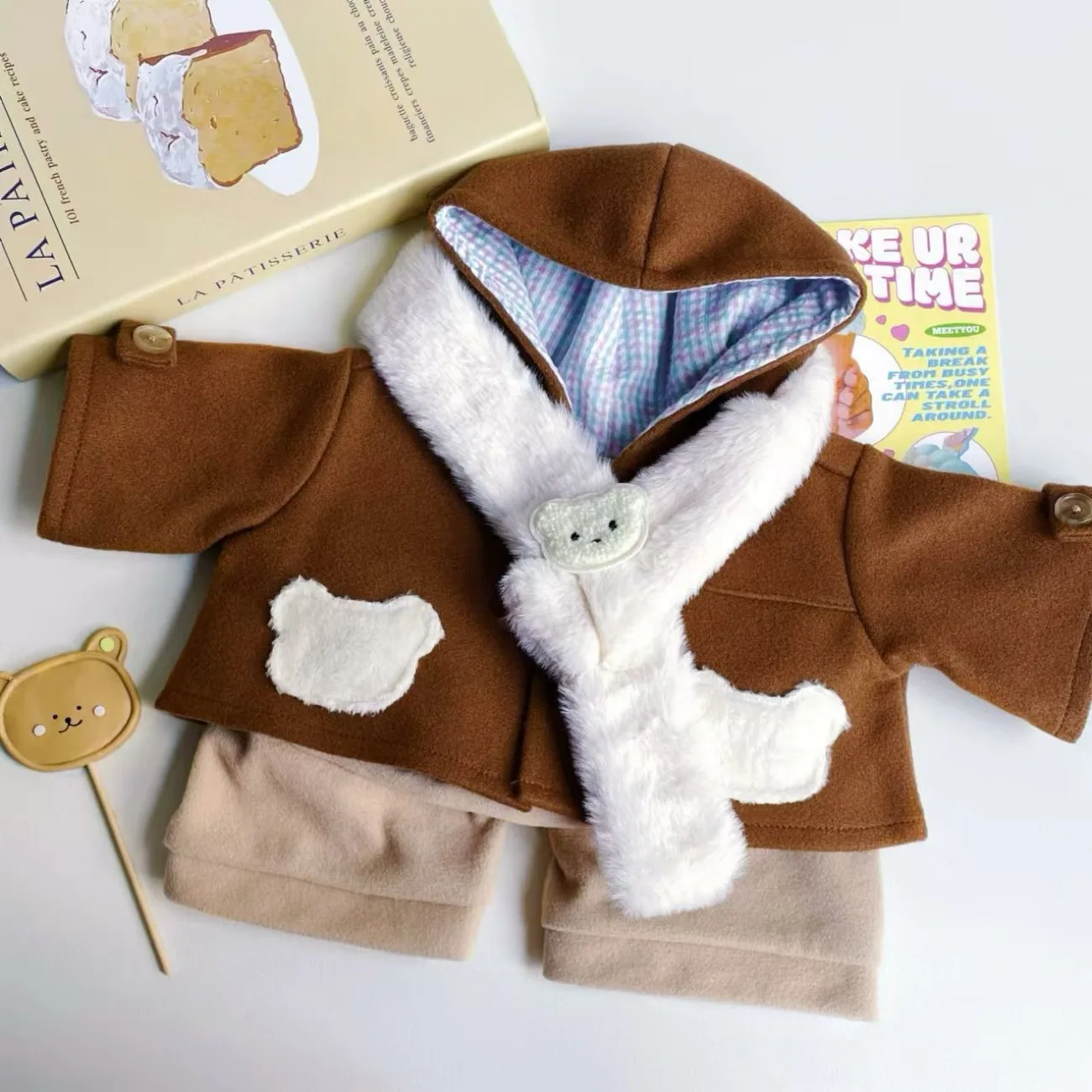 40 سنتيمتر تأثيري ملابس الطفل الخريف والشتاء سميكة الخريف القهوة الحليب المجمدة ضوء ليلة دمية ملابس الكنز الصغير