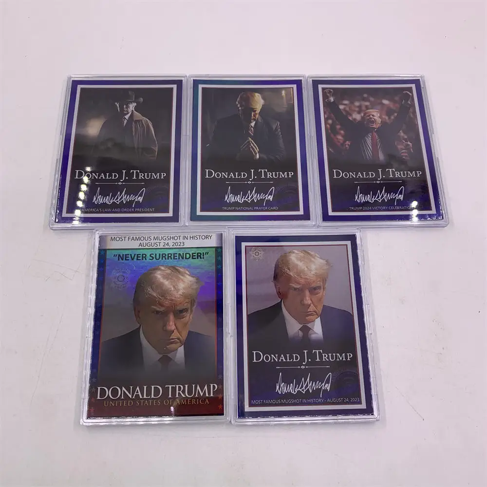 Donald Trump 2024 US President Card with Plastic Case Never Surrender Rating Card For Supportor Collection Gift