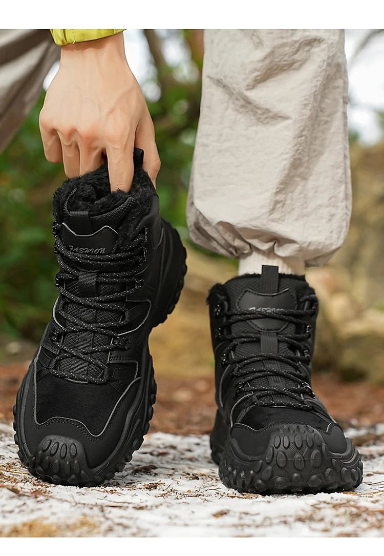 Herbst- und Winter-Herren-High-Top-Schuhe in Übergröße, Outdoor-Fleece-gefütterte Warme Schneesportschuhe, mit Komfortablem und Hautfreundlichem Futter, Hervorragender Griffigkeit, Geeignet für Outdoor-Aktivitäten und den Täglichen Arbeitsweg – Detail 14
