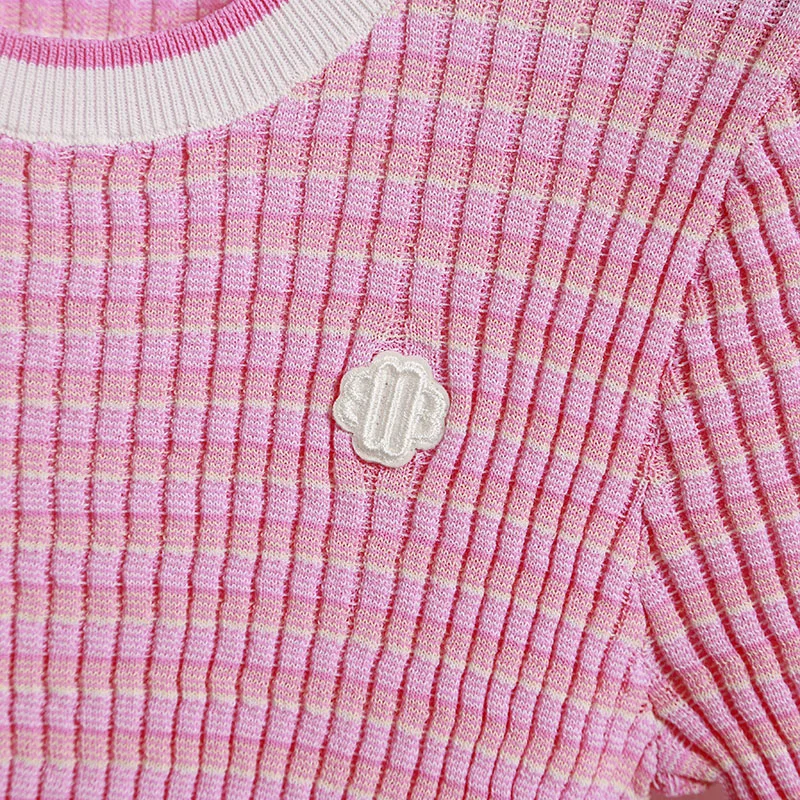 

M Home 2023 Summer New Women's Faion Slim Fit Top Sweet Pink Plaid Knitted T irt Base irt Simple Commute Sle ort Sl...