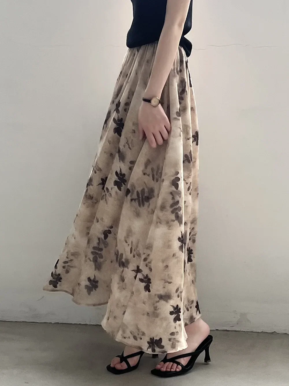 2024 Summer New Women's Long Skirt Retro Dyed Print Elastic Waist