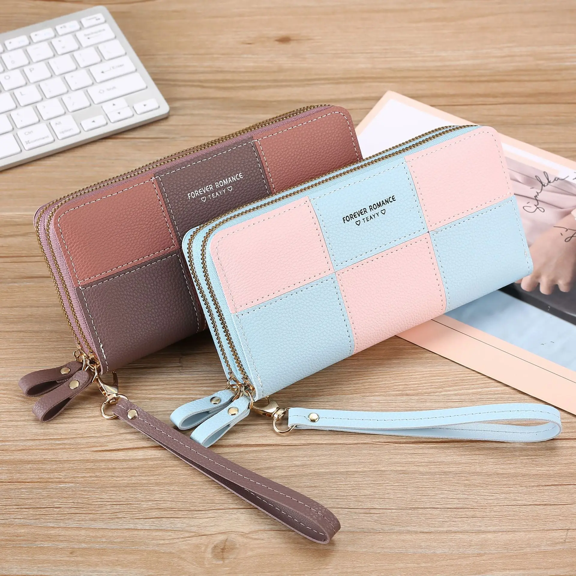 Girls' long hand-held double-zipper wallet, large-capacity mobile phone storage wallet with color contrast and splicing