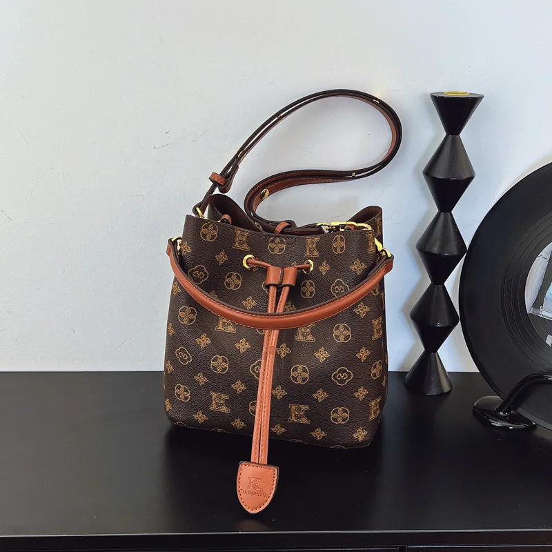 

Осенняя большая сумка с цветными блоками 2024, просторная женская винтажная сумка через плечо, сумка через плечо «День-ночь», повседневная сумка на ремне