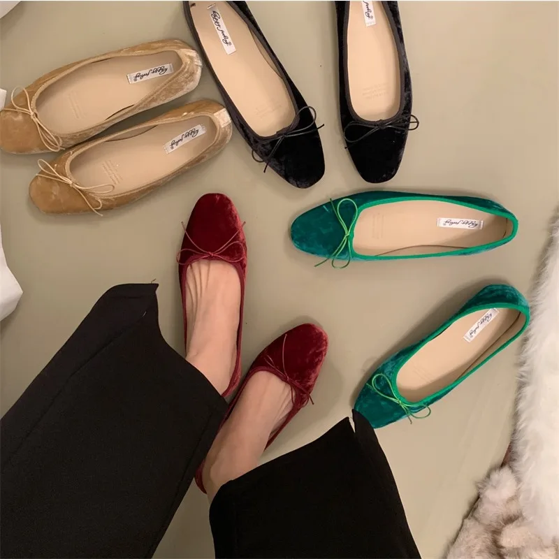 New Style Fashion Elegant Velvet Ballerina Shoes Woman Luxury Velour Ballet Flats Ladies Retro Round Toe Bowknot Shallow Loafers