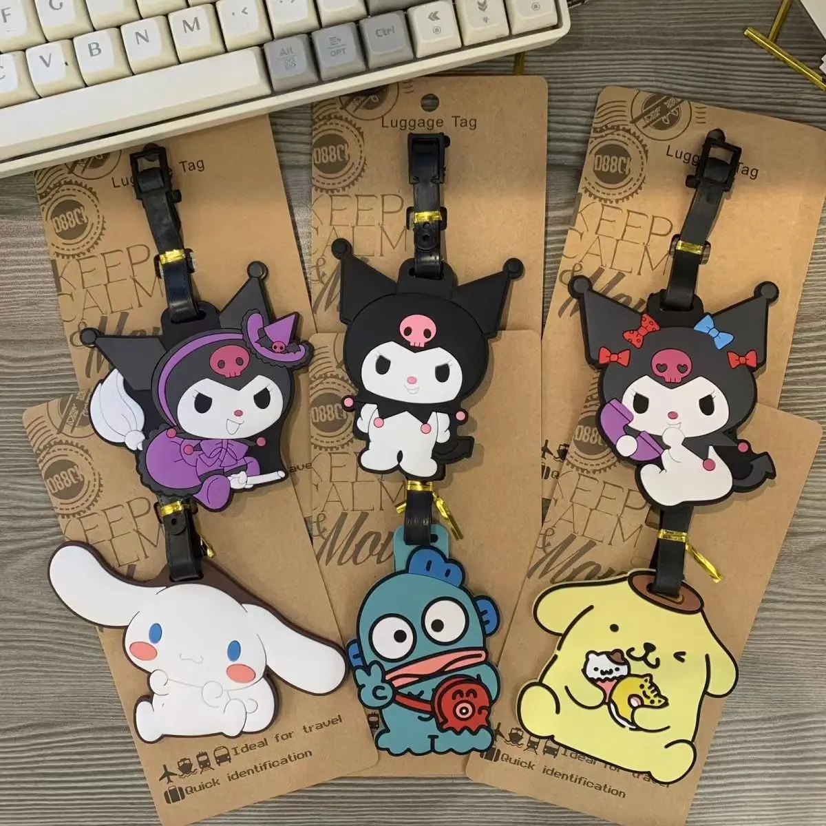 Etiqueta de equipaje de dibujos animados de Sanrio, etiqueta portátil de PVC de Kuromi Cinnamoroll Hangyodon, accesorios de viaje