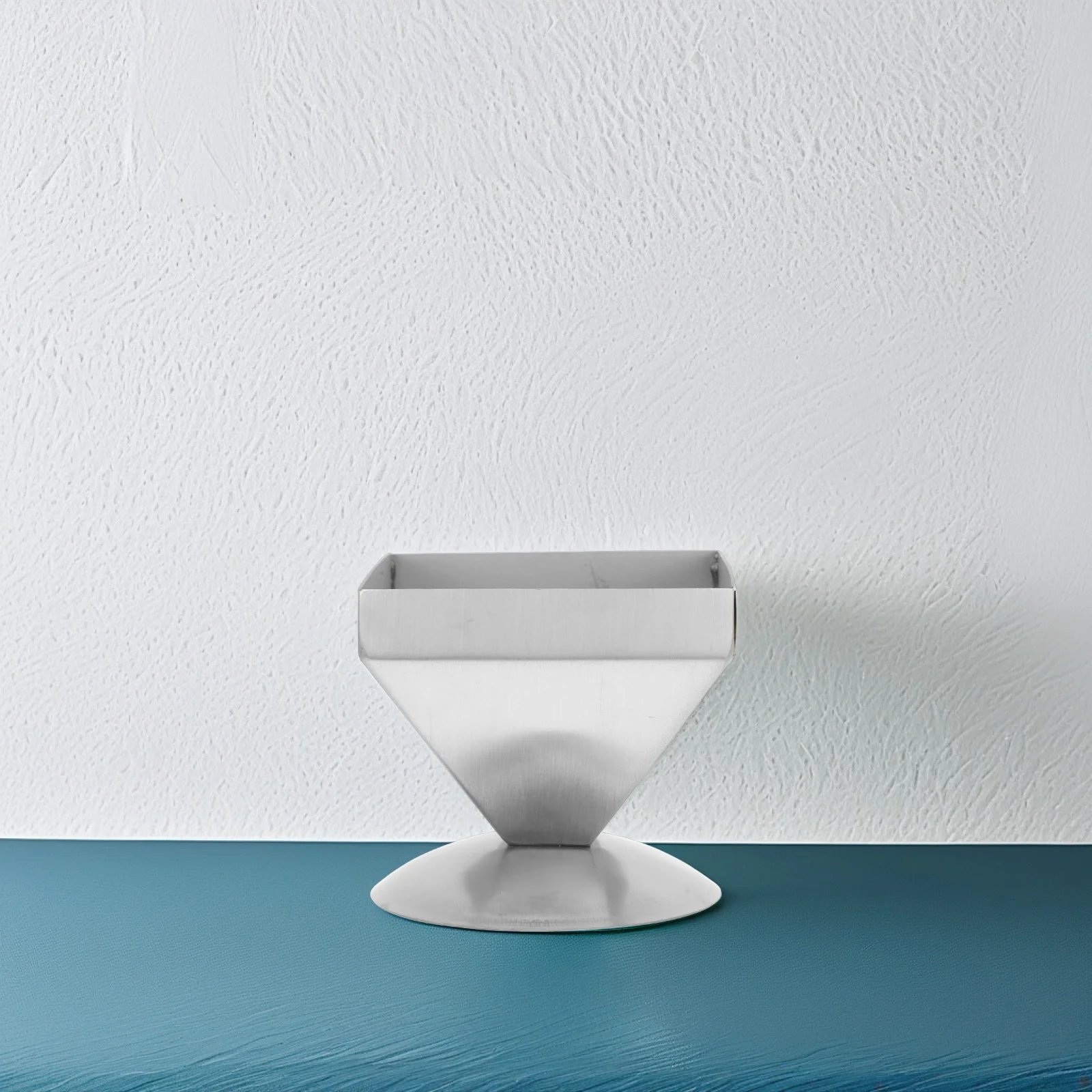 

Pyramid Stainless Steel Meat Mold Creative Kitchen Gadget for Home Meat Rice Cake Shaping Food Decoration Tool