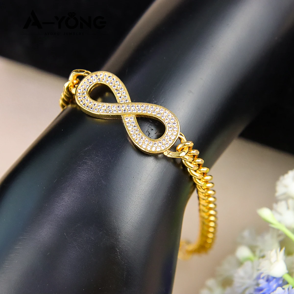 Italienisches Mode-Zirkonia-Schmuckset, 21 Karat vergoldet, Unendlichkeits-Anhänger, Halskette, Armband, arabische Frauen, Event-Party-Schmuck – Detail 5
