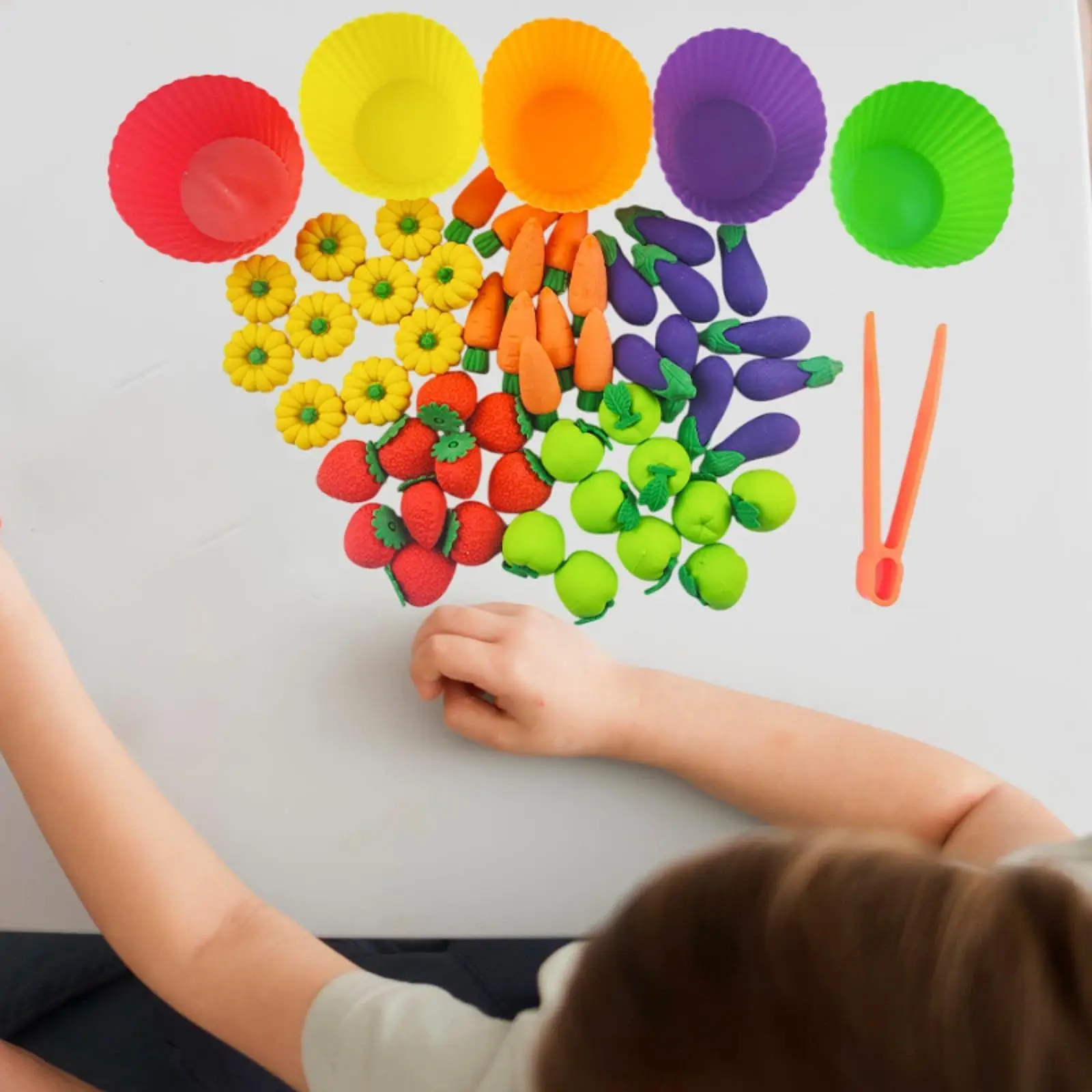 أنشطة التعلم لمرحلة ما قبل المدرسة، مجموعة ألعاب الفرز والمهارات الحركية الدقيقة والرياضيات