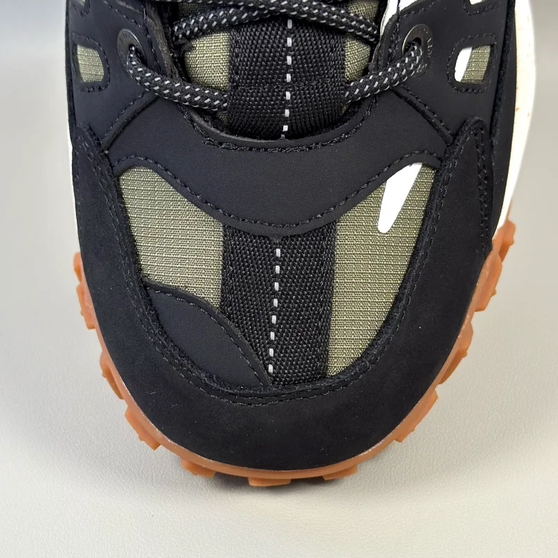 

2025 Classic Bestseller Winter High-Quality Unisex Outdoor Anti-Slip Hiking Boots Durable High-Traction Hiking Boots