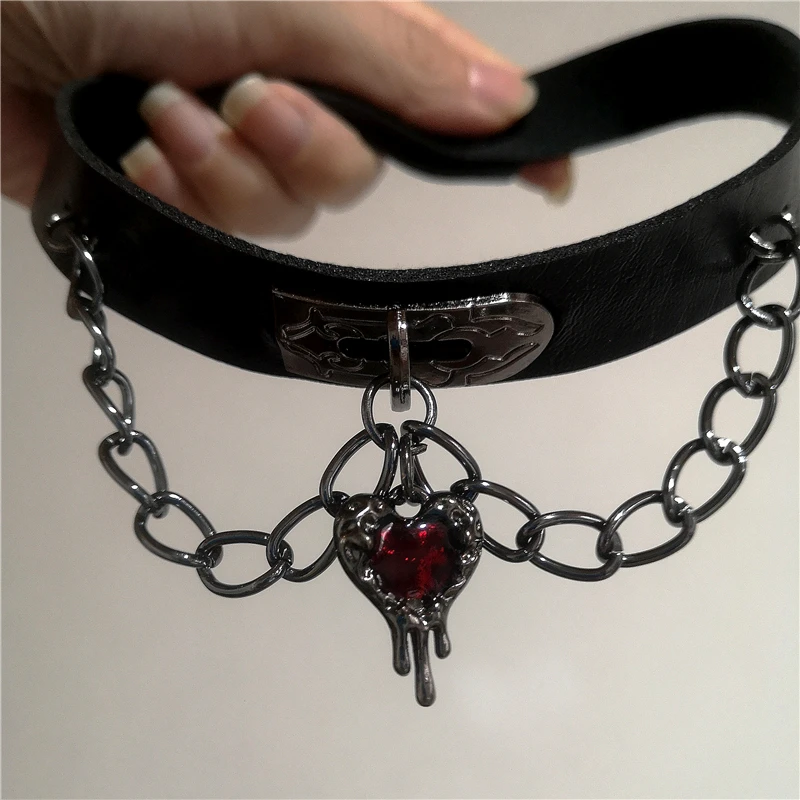 Punk Goth Knochen Kette Rotes Herz Anhänger Nieten Verzierte Halsband Leder Kragen Halskette Für Frauen Männer Cool Charm Grunge Zubehör