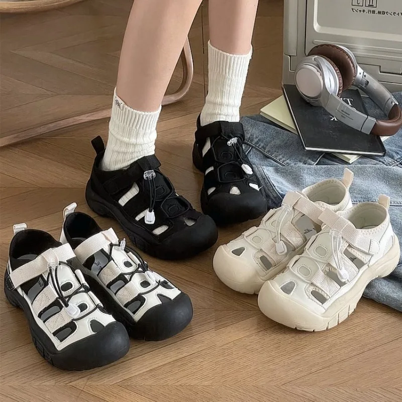 

2025 Hot Selling New Summer Mesh Hollowed Out Casual Thick Soled Toe Sandals for Women, Height Increasing Dad Shoes