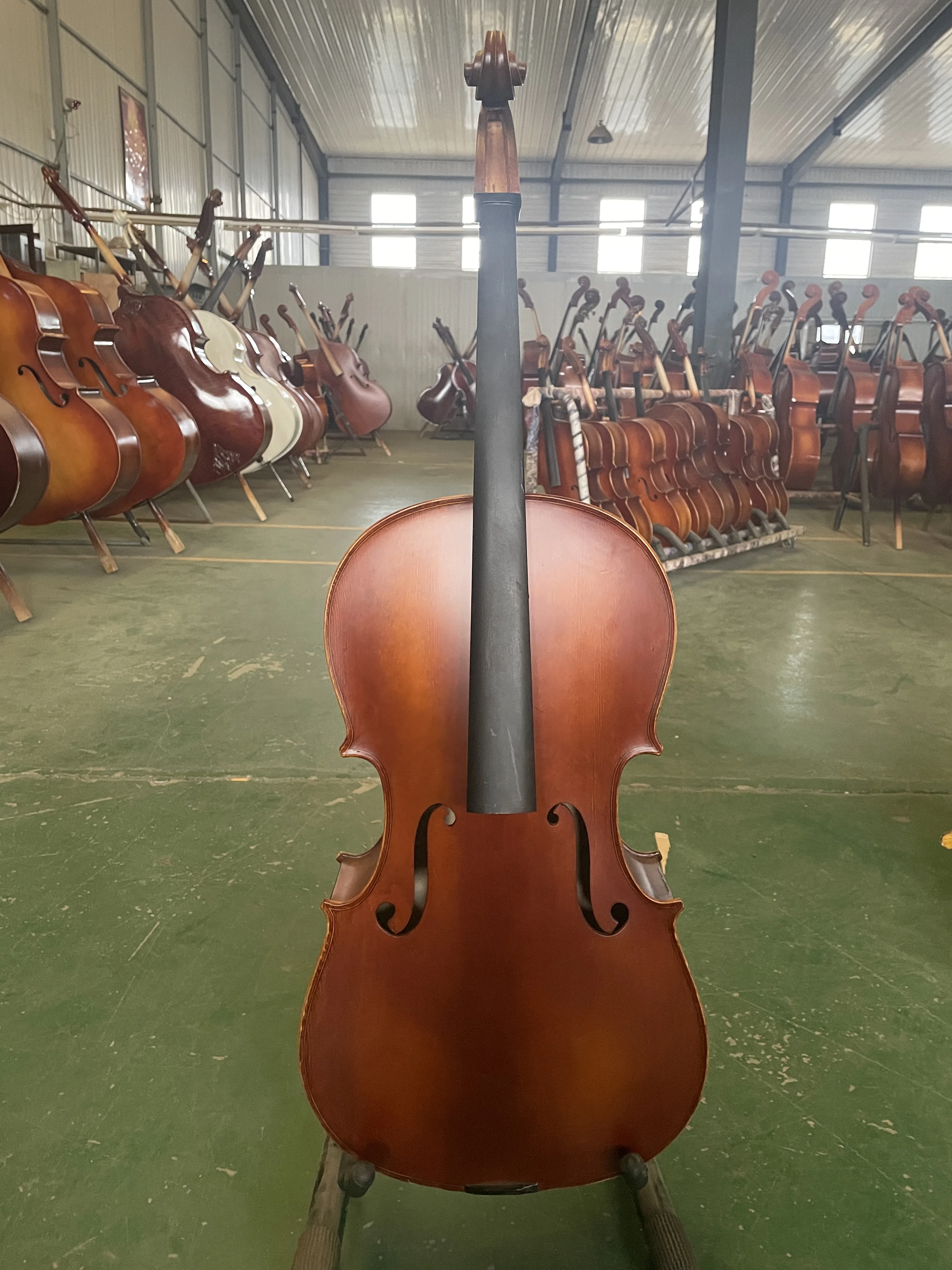 

Hand-made cello 4/4, high quality, high quality performance, suitable for professional performance