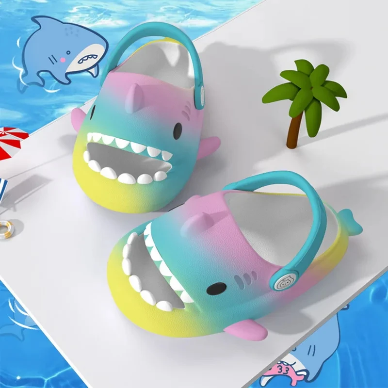 Comwarm Children Shark Slippers Summer Fashion Kids Cartoon Slippers Girls Boys Outdoor Beach Sandals House Bathroom Flip-flops