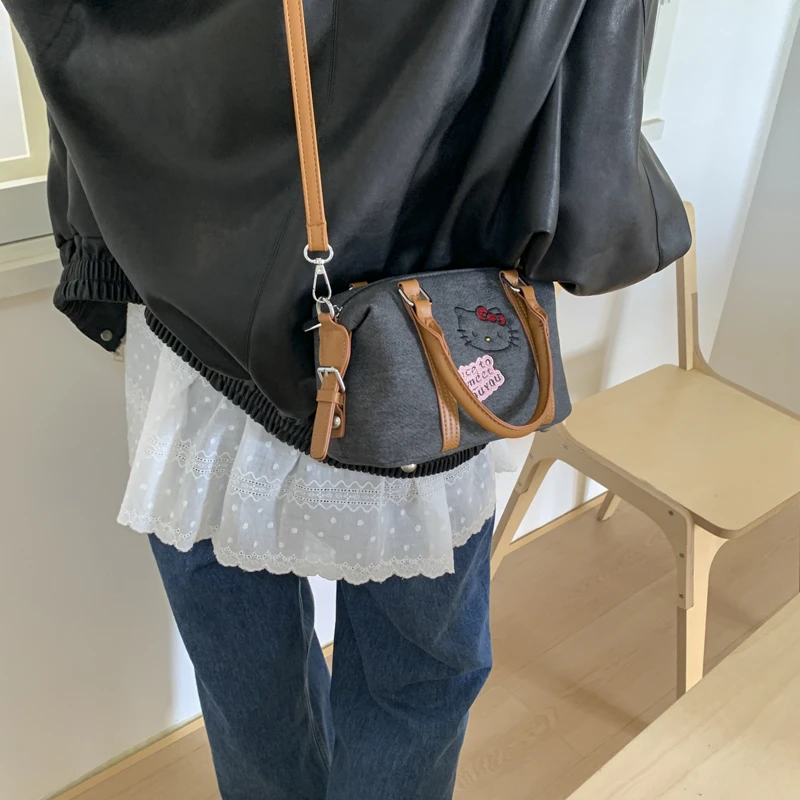 حقيبة كتف نسائية جلدية فاخرة كلاسيكية مصممة على الموضة حقيبة يد أنيقة للنمط اليومي الحضري