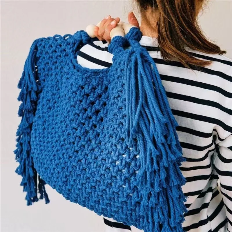 

Casual Tassel Straw Shoulder Bag Female Handmade Woven Crossbody Bag Bohemian Kintted Lady Handbag Beach Bag Flap Bag sac