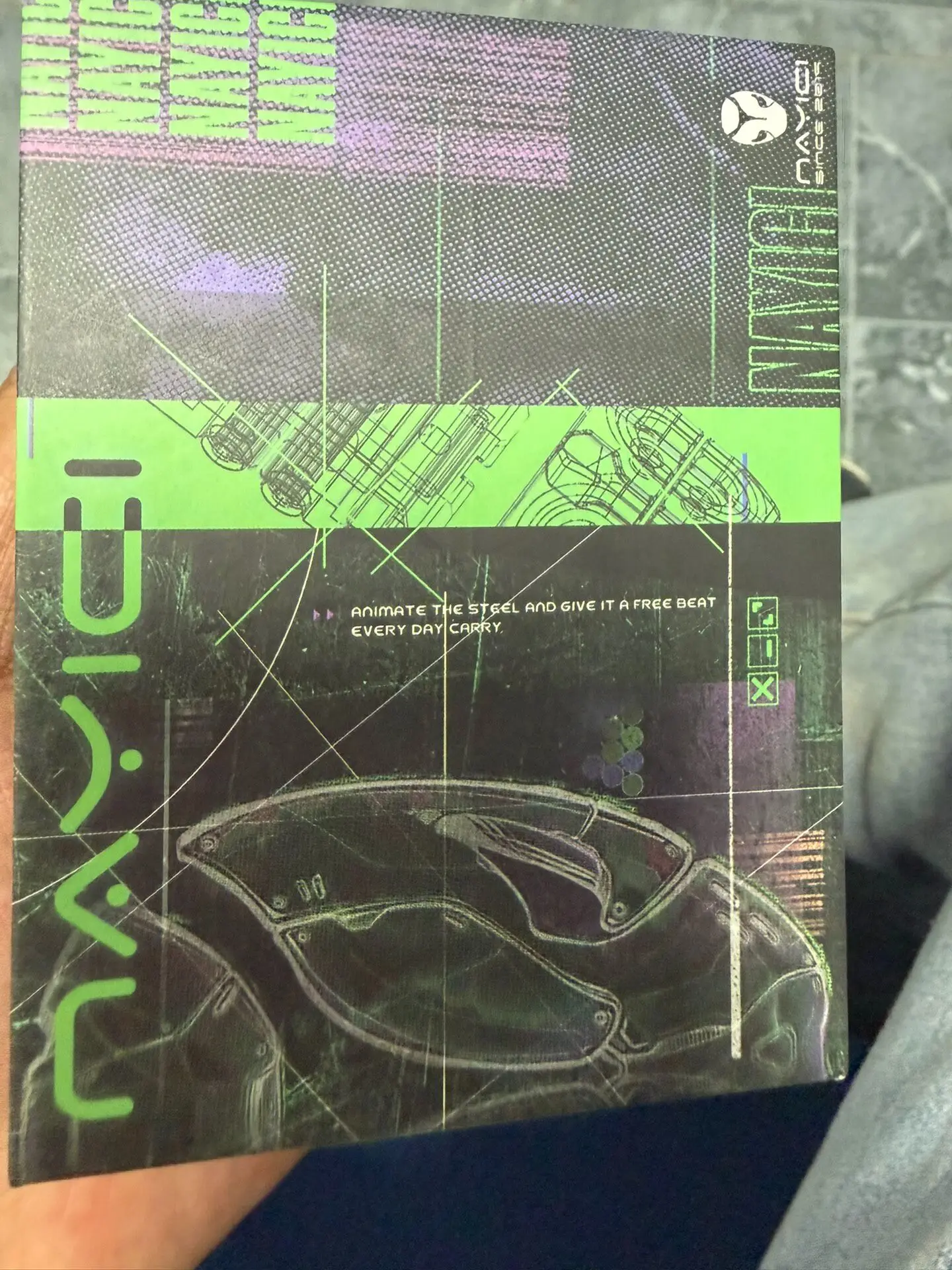 Used EDC South Sakura Banner Concussion Core Snake Year Limited Spirit Snake Skin Armor Push Card Titanium Alloy Ice Crack Anode