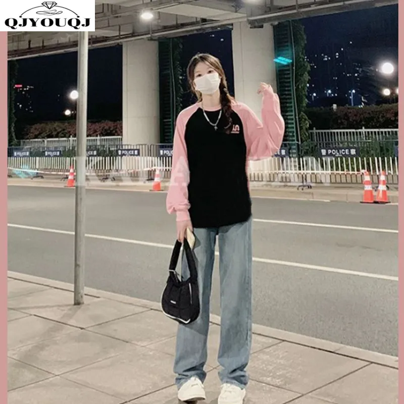 

2024 Autumn/Winter Korean Edition New Sweet Style Shoulder Long Sleeve Round Neck Top+Loose Jeans Set