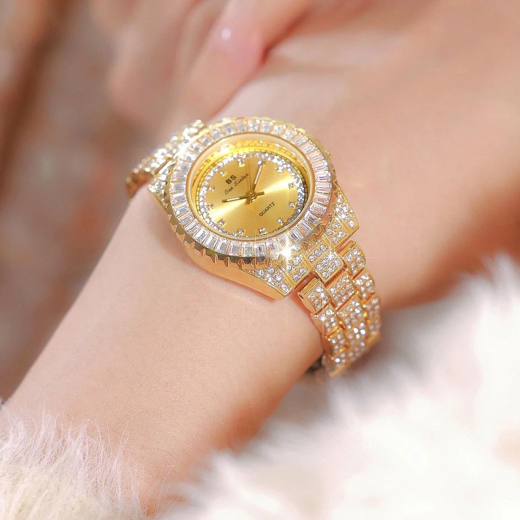 New in Women's Watches Luxury Full Diamond Gold Watches for Women Ladies Fashion Elegant Bracelet Wristwatch Rhinestone Clock