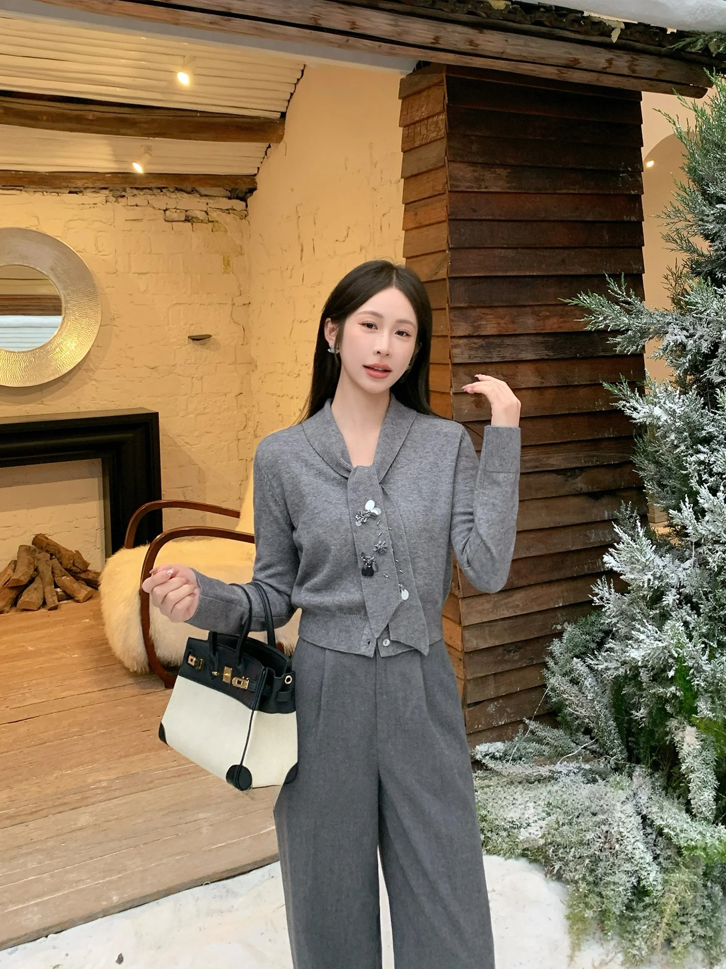 

Длинный вязаный свитер-пальто для женщин, модный, для повседневной носки, маленький размер, весенняя новинка, полиэстер