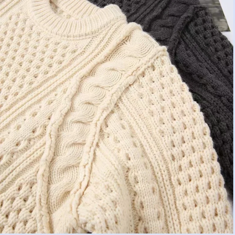 24 year autumn and winter Japanese new round neck thick warm loose pullover knitted sweater for women