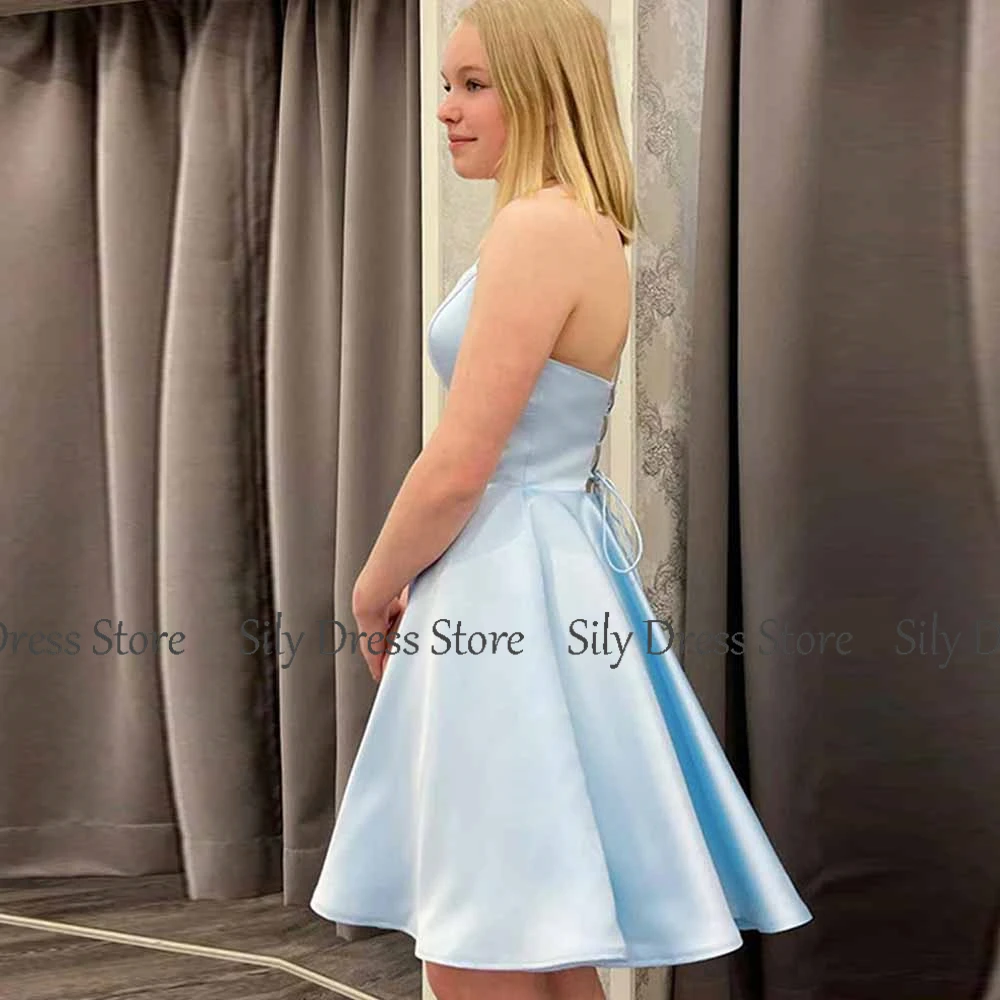 فساتين حفلات الكوكتيل النسائية البسيطة من الساتان على شكل حرف a لحفلات العودة للوطن أزرق سماوي بدون حمالات مكشكش برباط علوي فساتين لحضور الحفلات الموسيقية للسيدات صغيرة