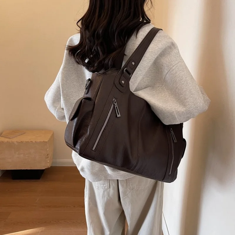 

Stylish Women Shoulder Bag Messenger Crossbody Leather Handbags Elegant Classic Design Luxury Brand Ladies Popular Pick