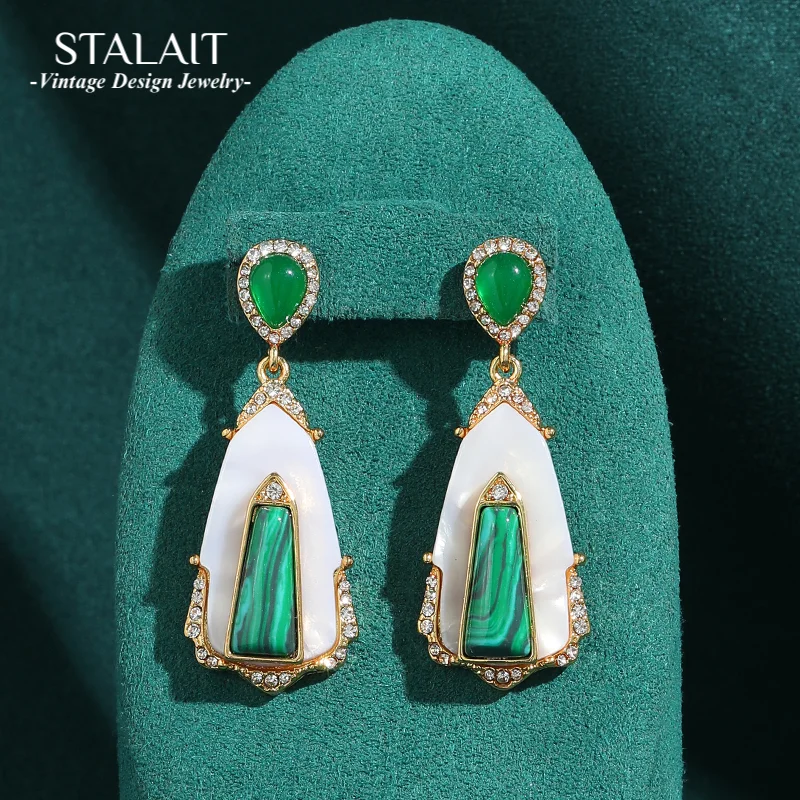 

Vintage Green Agate Water Droplet Malachite Drop Earring Hibiscus Stone Antique Gold Color Retro Luxury Quality Jewelry Designer