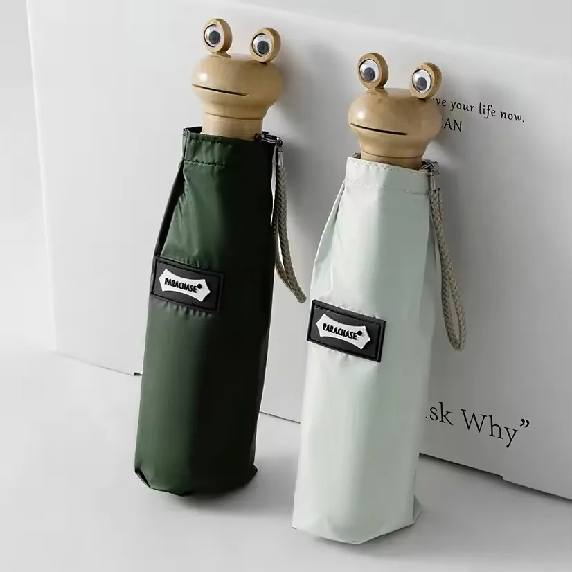 Parachase Parasol Vrouw UV-bescherming, Kikker Houten Handvat Leuke Paraplu Zonnescherm, Winddicht 420T Pocket Mini Paraplu