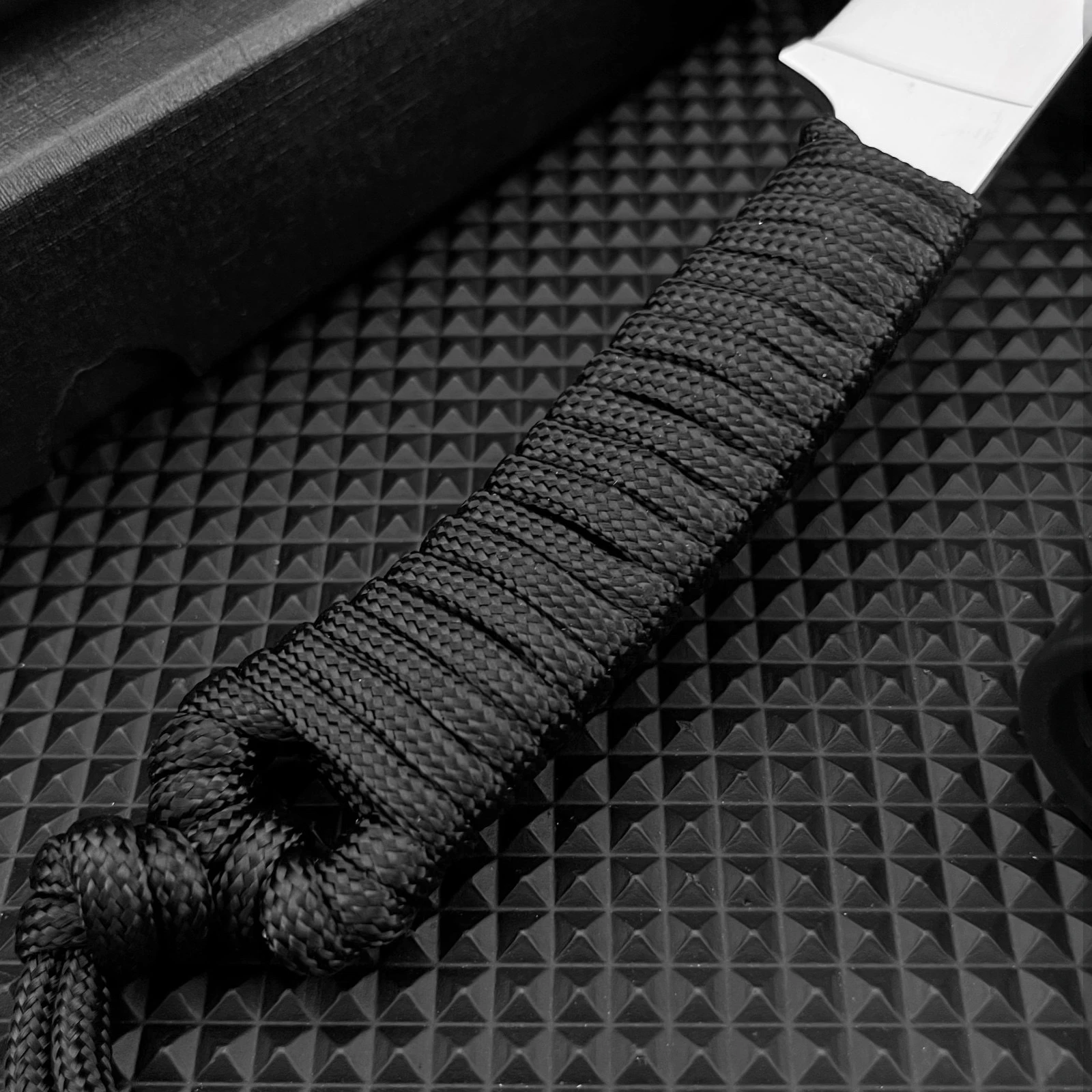 440C Steel Fixed Blade Knife, Nylon Cord Wrapped Handle, Portable EDC Multipurpose Outdoor Tool for Camping Field Use