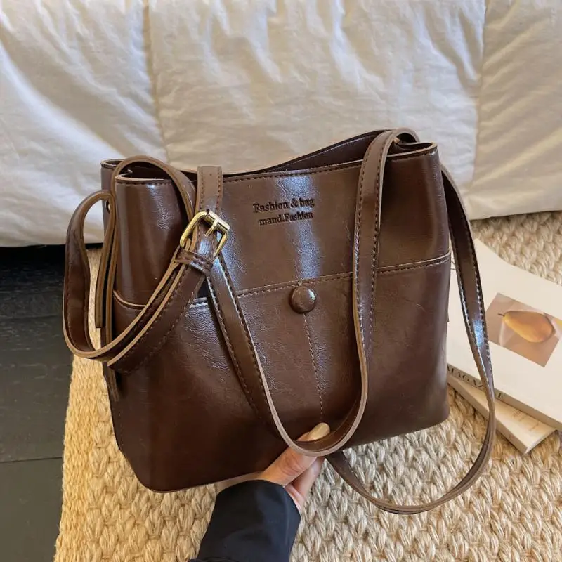 

Vintage Soft Leather Women's Bucket Bags New High End Texture Solid Color Commuting Shoulder Bag Simple Fashion Crossbody Bags
