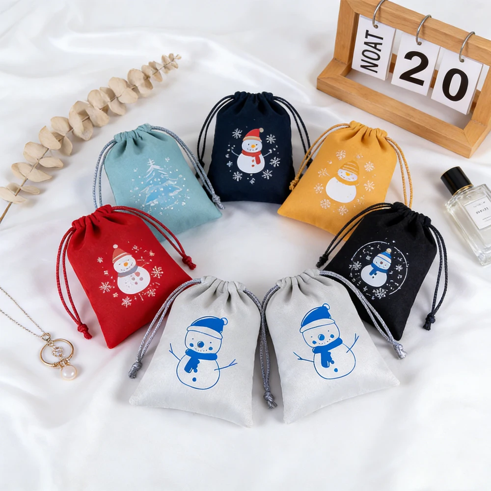 

50/100Pcs Customized Logo White Black Flannel Jewelry Drawstring Bag Velvet Packaging Pouches Wedding Favors Pouch Cosmetic Sack
