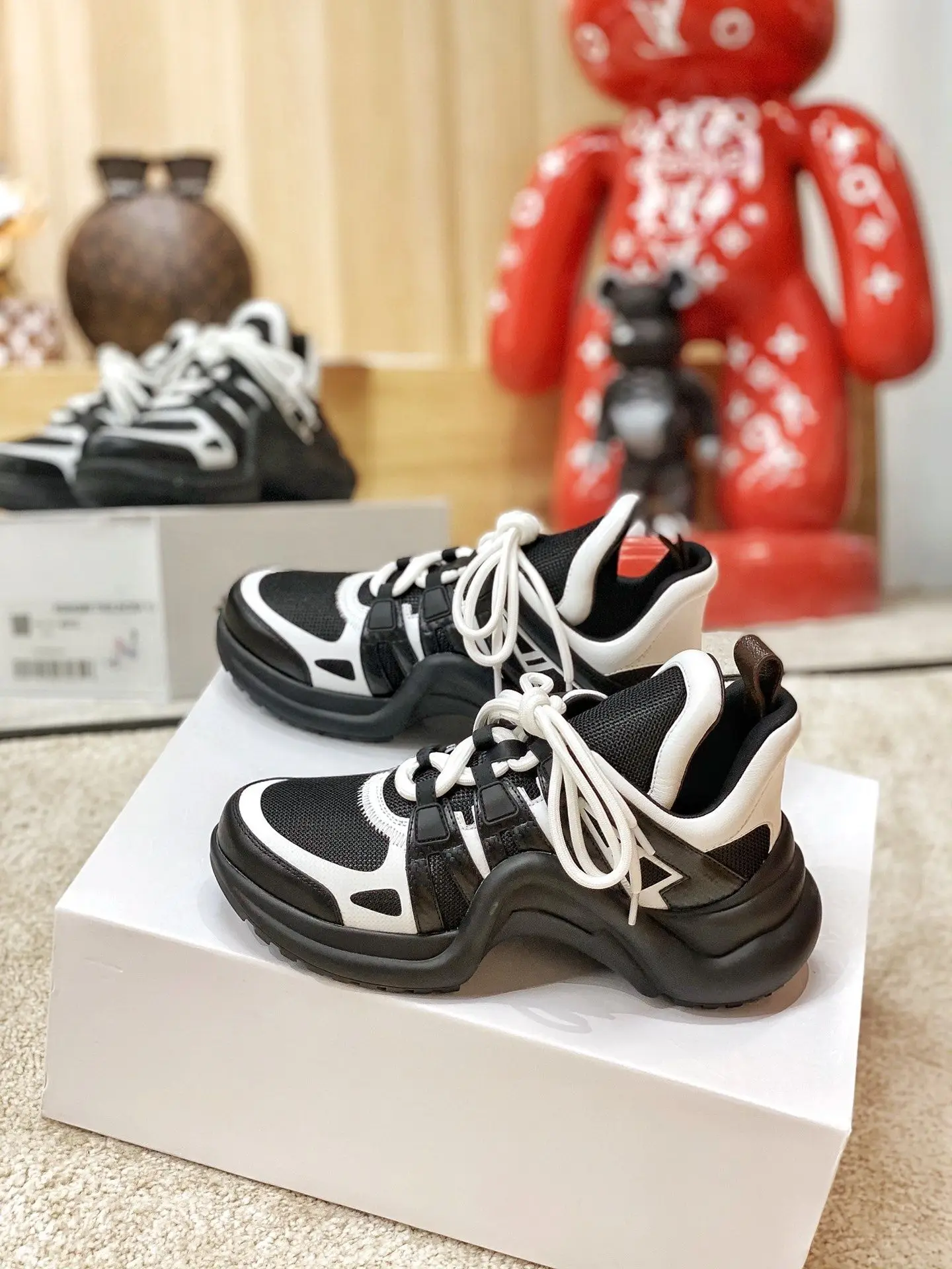 Classic High-end Luxury Design Style Casual Sneakers, Fashion Low-top Skate Shoes, Unisex Thick Sole Trend Skate Shoes Soft Breathable Commute Outdoor Sports Footwear