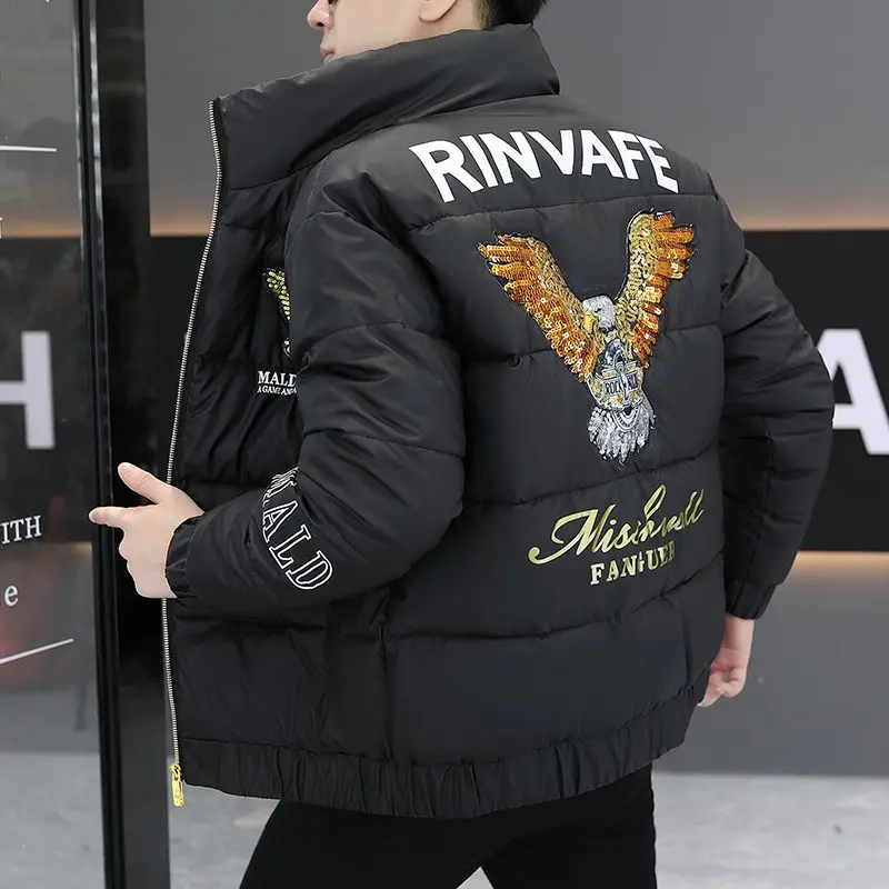 

Мужская зимняя утепленная хлопковая куртка с вышивкой, воротником-стойкой, молодежная, модная, брендовая, теплая, устойчивая к холоду.