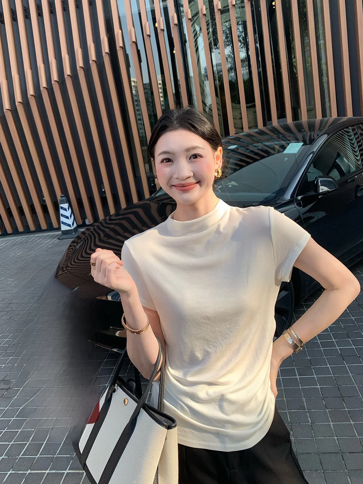 

Folelse Basic Half High Collar Women's T-shirt Slim Fit Base Layer Shirt Shoulder Width Regular Sleeve Length Short Sleeve