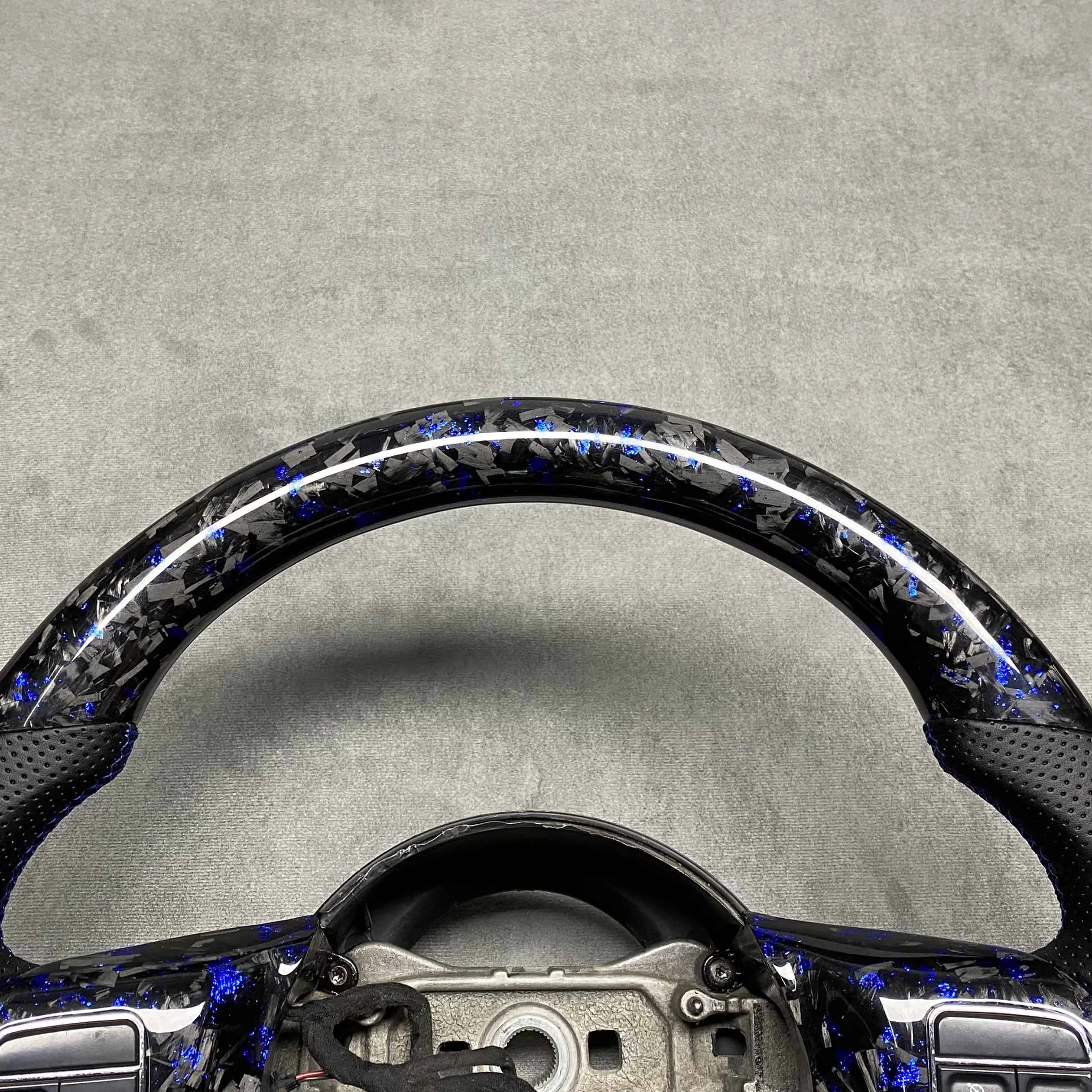 For Jeep Wrangler JK JL 2011 2012 2013 2014 2016 2017 Customized Carbon Fiber Steering Wheel Blue Forge Sport Style