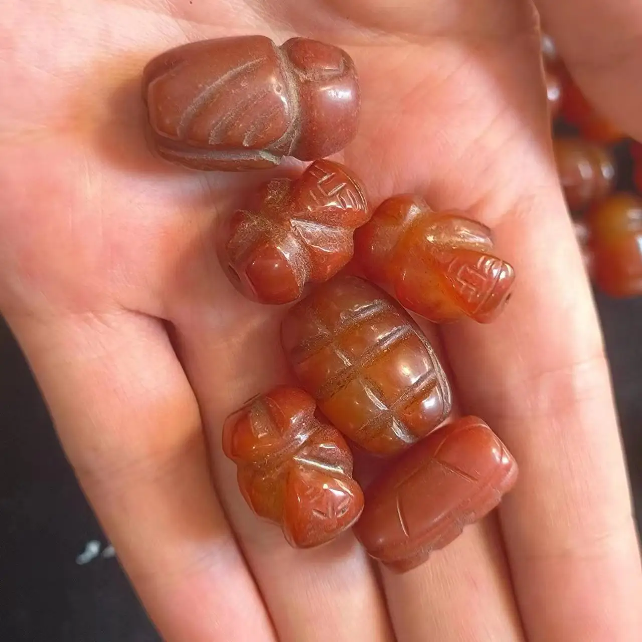 5pcs/lot natural red agate handmade ancient beads wholesale carve figure tortoise shell cicada Thousand-year-old totem Good mean