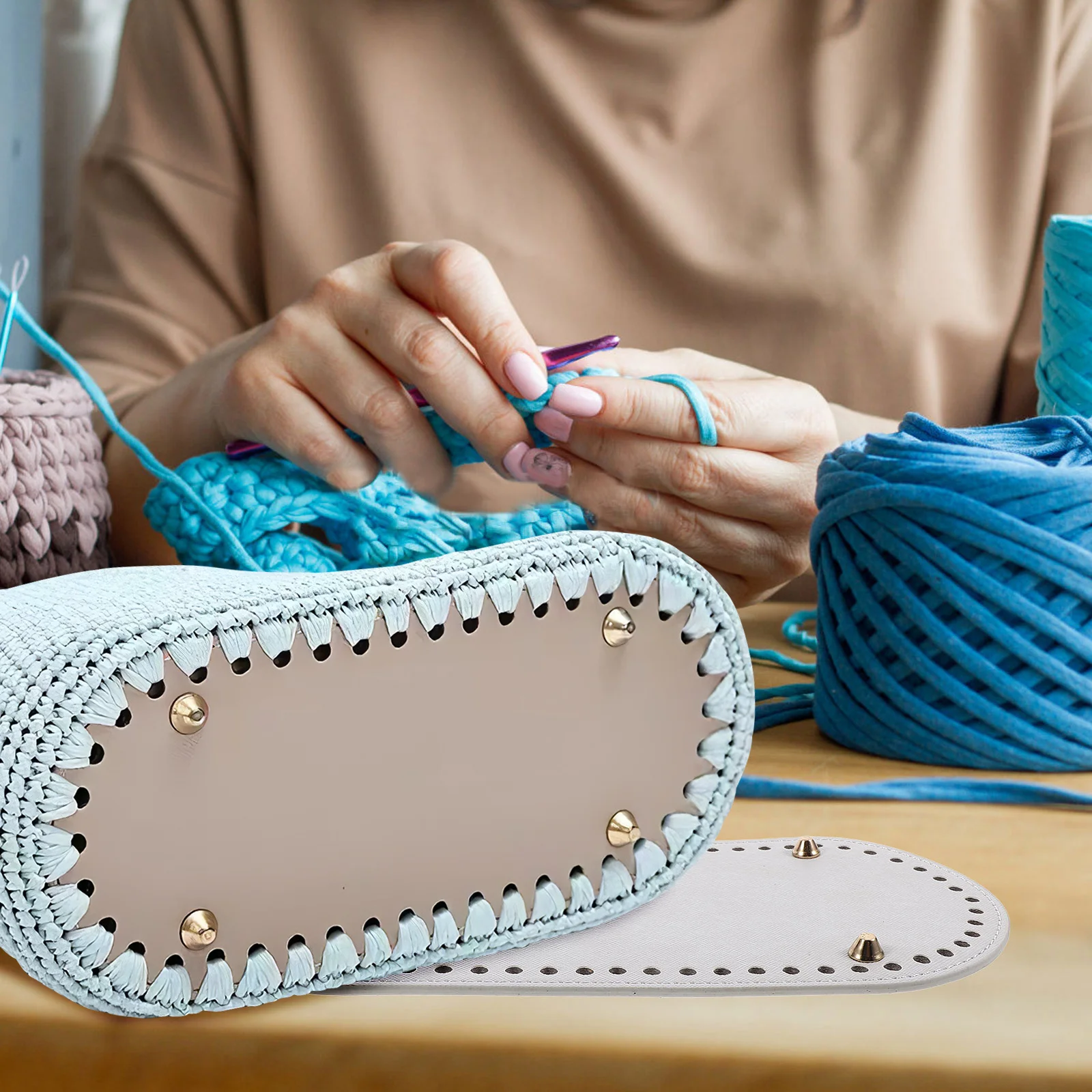 

5Pcs Crochet Bag Base PU Oval Bottom Shaper Sturdy Handbag Pads Protective Metal Feet for DIY Purse Making Knitting Bags