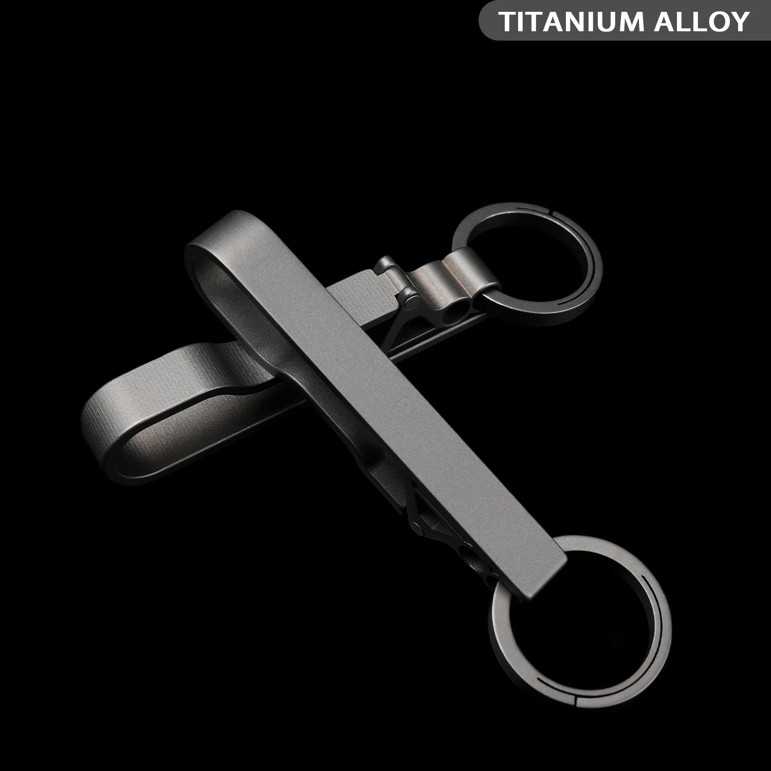 高度なメタリックグレーのチタンキーホルダー,ポータブル,ベルトバックル,実用的なEDCツール,屋外ツール,1個