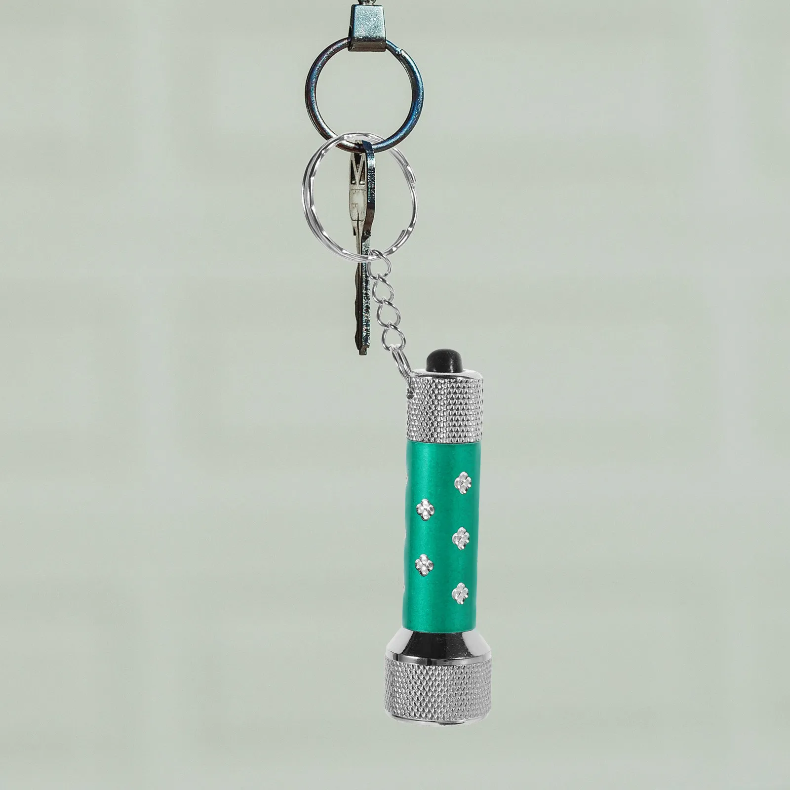 20Pcs Mini Powerful Flashlight LED Torch Keychain Portable Creative 7-LED Emergency Multi Color Keyrings Torch Keychain