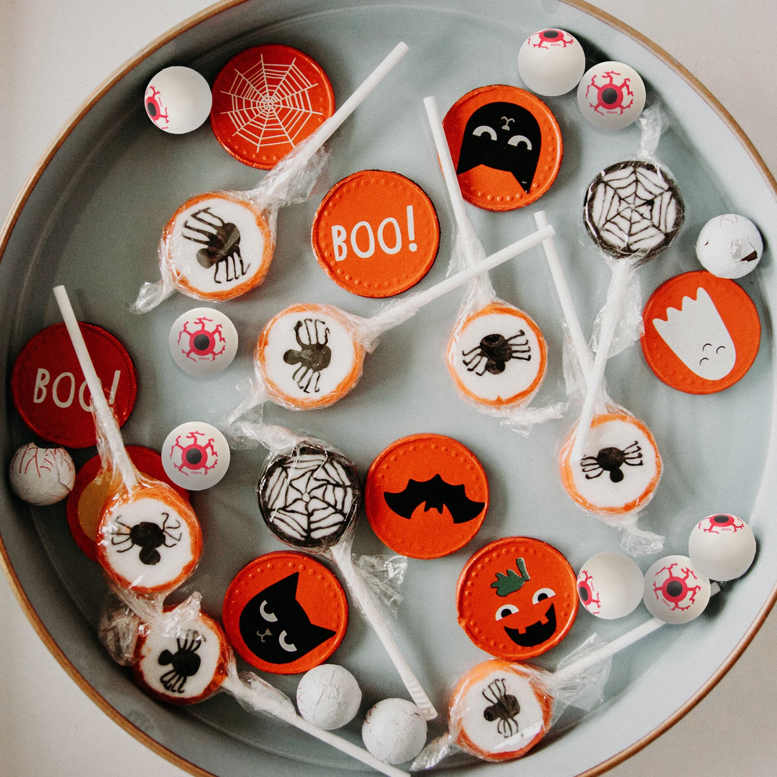 

18Pcs Spooky Eyeball Props Halloween Decoration Realistic Eyes Supplies