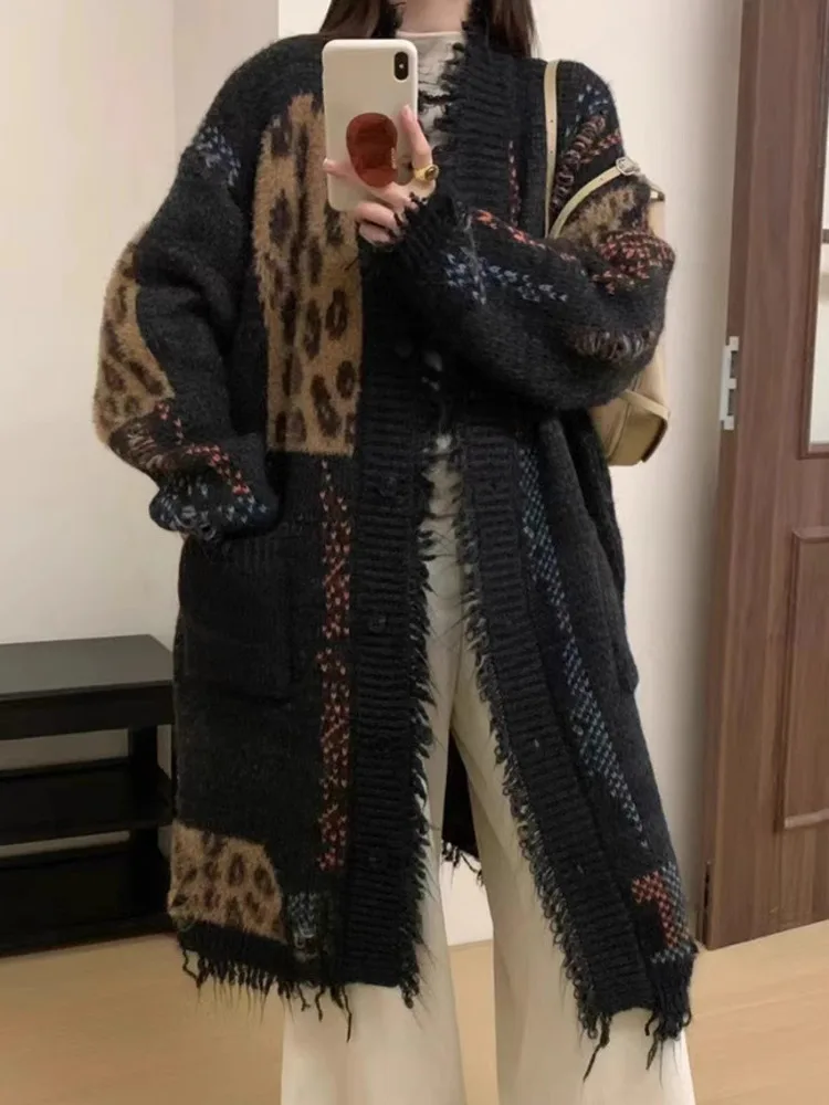 [EWQ] Big Size Tassel V-neck Single Breasted Long Knit Cardigan Patchwork Leopard Women Winter Sweater Coat 2024 Autumn 16O2653