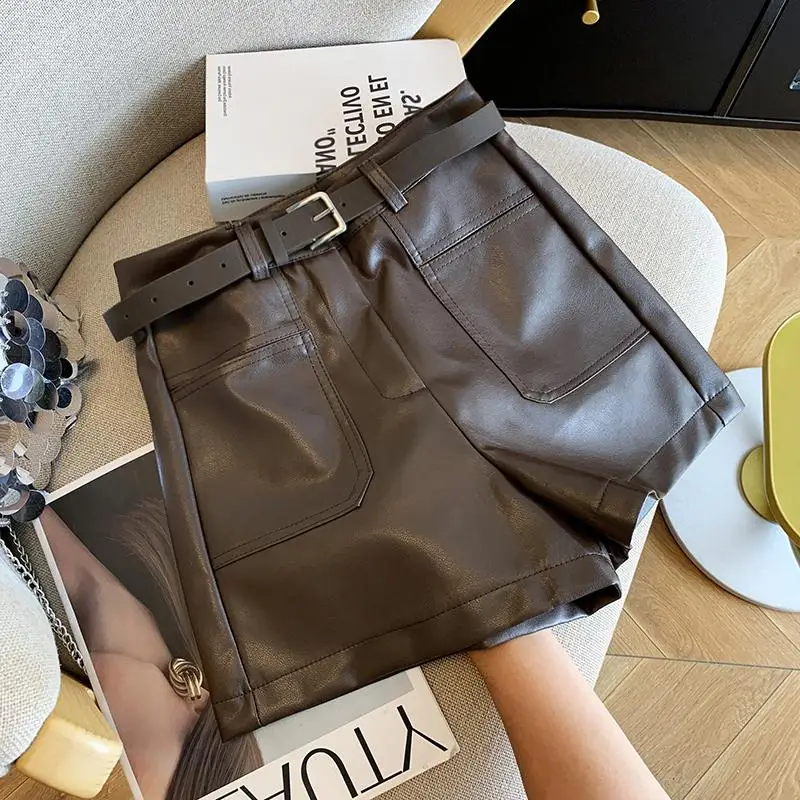 

Широкие шорты из мягкой искусственной кожи для женщин, повседневные свободные короткие брюки с высокой талией, дизайн с поясом, женские повседневные универсальные шорты